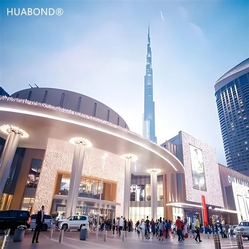 Dubain ostoskeskuksen alumiinikomposiittipaneelit